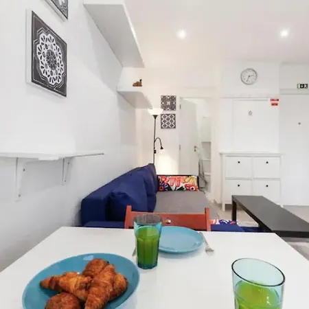 Beautiful 1 Bedroom Near Benfica *