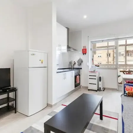 Beautiful 1 Bedroom Near Benfica Apartmán Lisboa